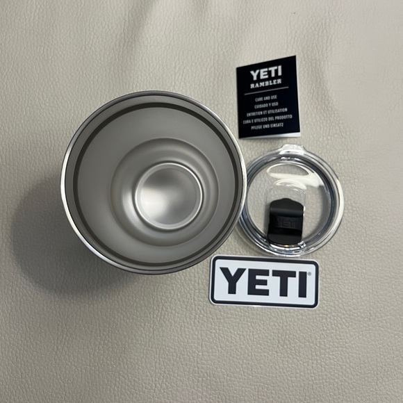 NWT - YETI Rambler Tumbler 30oz 887ml - Limited Edition Color Canopy Green - Picture 6 of 8